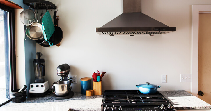 MRA_OUW_types-of-range-hoods_BlogHero_Jun18_20190128 image